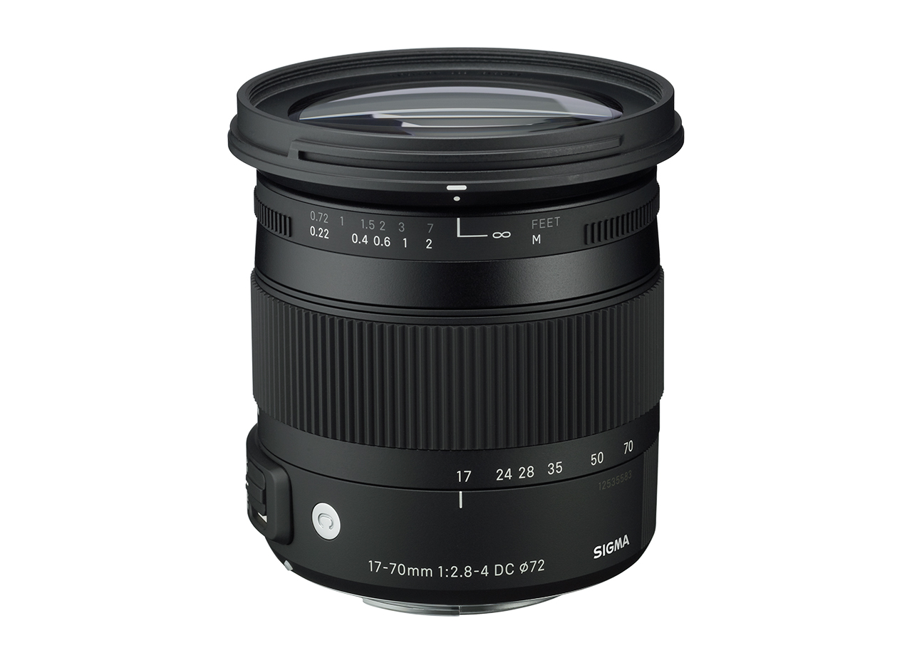 17-70mm F2.8-4 DC Macro OS HSM